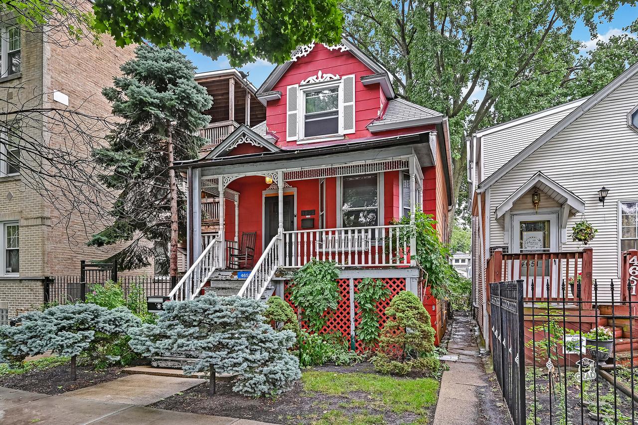 4653 N Springfield Ave., Chicago, IL 60625