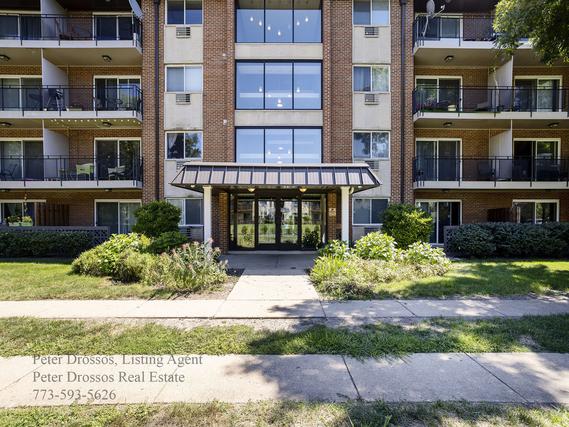 2230 S Goebbert Rd. #449, Arlington Heights, IL 60005