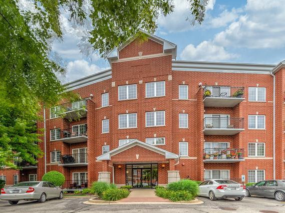 3401 Wellington Ct. #403, Rolling Meadows, IL 60008