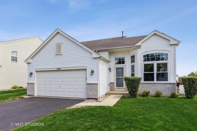 2204 Ashbrook Ln., Plainfield, IL 60586