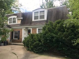 1311 W White Oak St., Arlington Heights, IL 60005