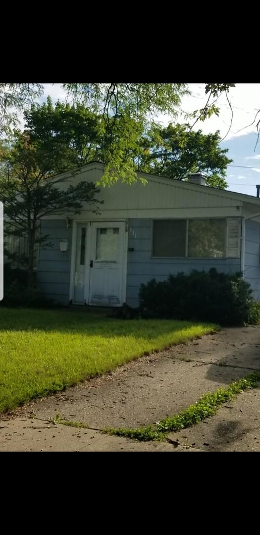111 Center Rd., Streamwood, IL 60107