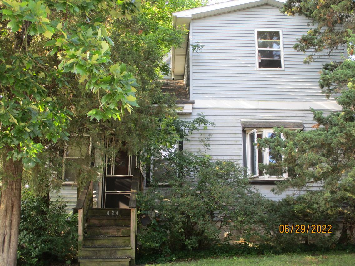 424 E Maple Ave., La Grange, IL 60525