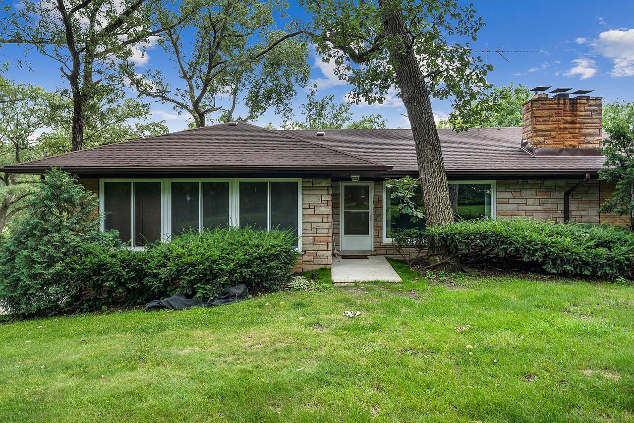 27960 S Klemme Rd., Beecher, IL 60401