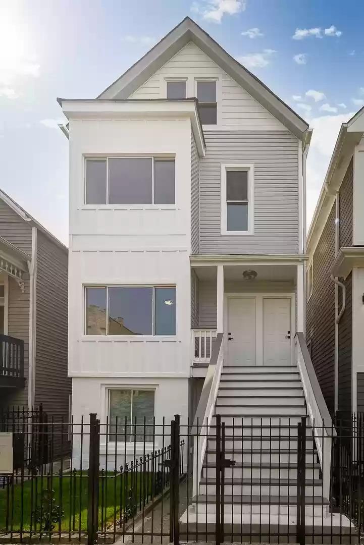 3625 W Shakespeare Ave., Chicago, IL 60647