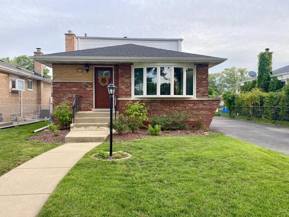 4709 W 99th St., Oak Lawn, IL 60453