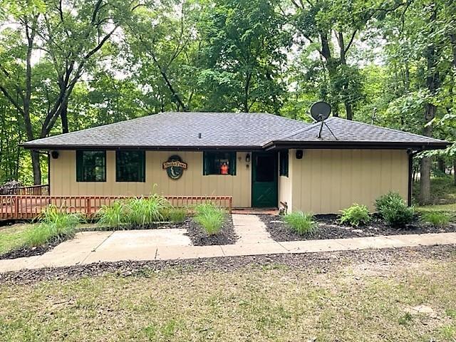 26 Carribean Dr., Putnam, IL 61560