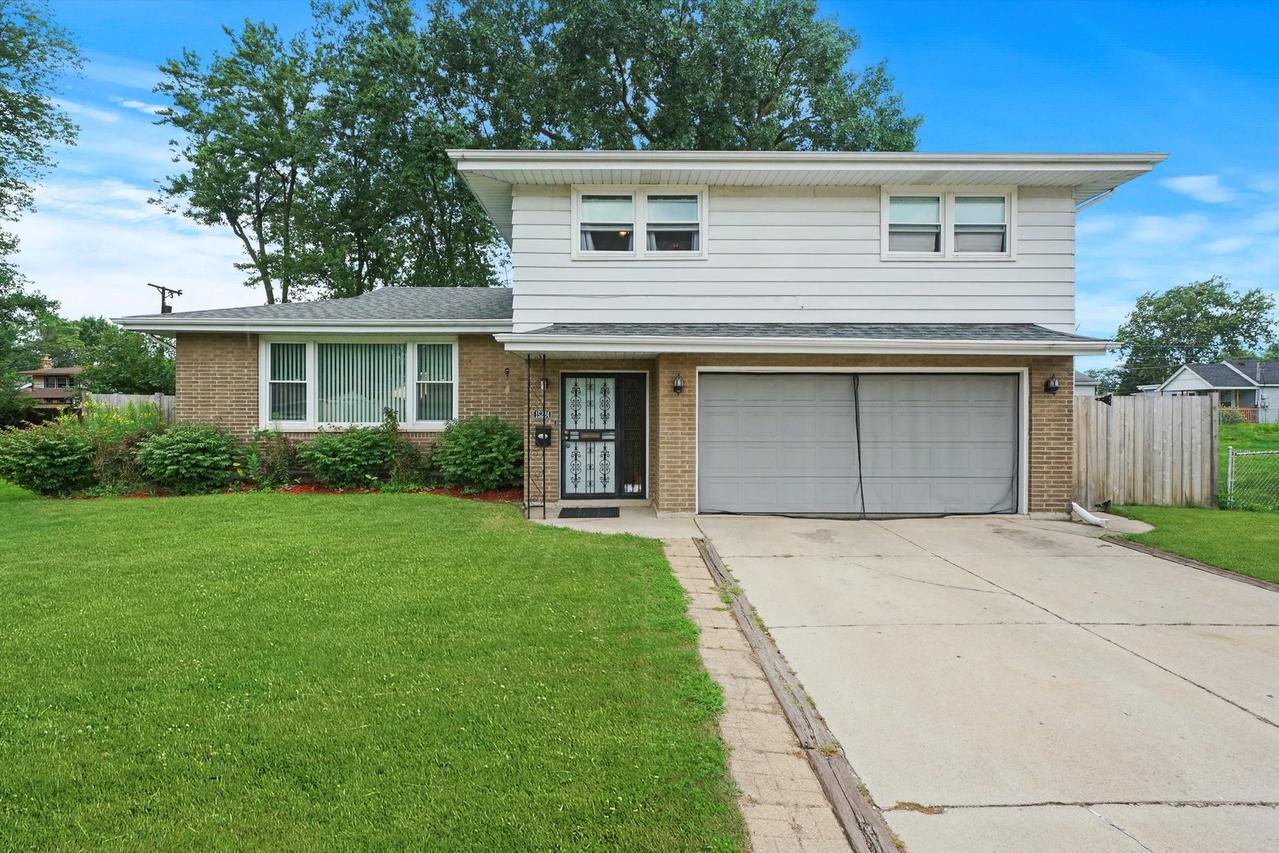 15224 Waterman Ct., South Holland, IL 60473