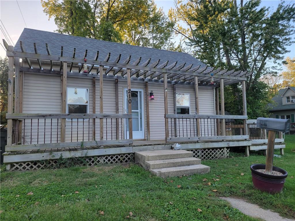 210 N Charles St., Shelbyville, IL 62565