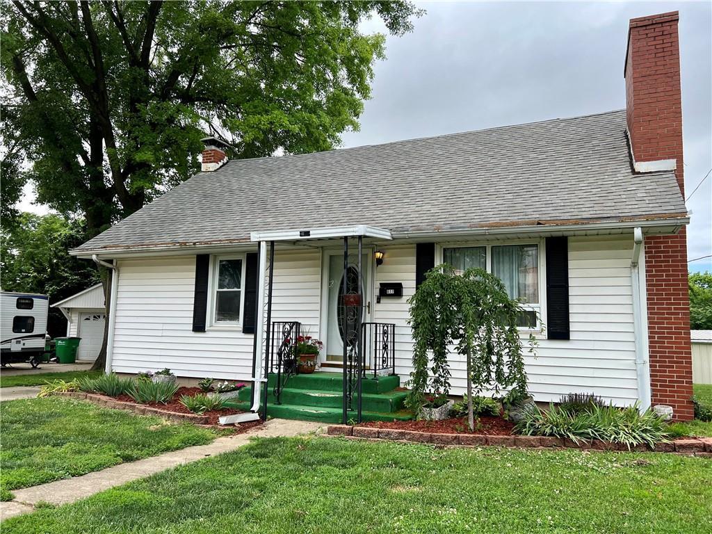 617 W South 9th St., Shelbyville, IL 62565