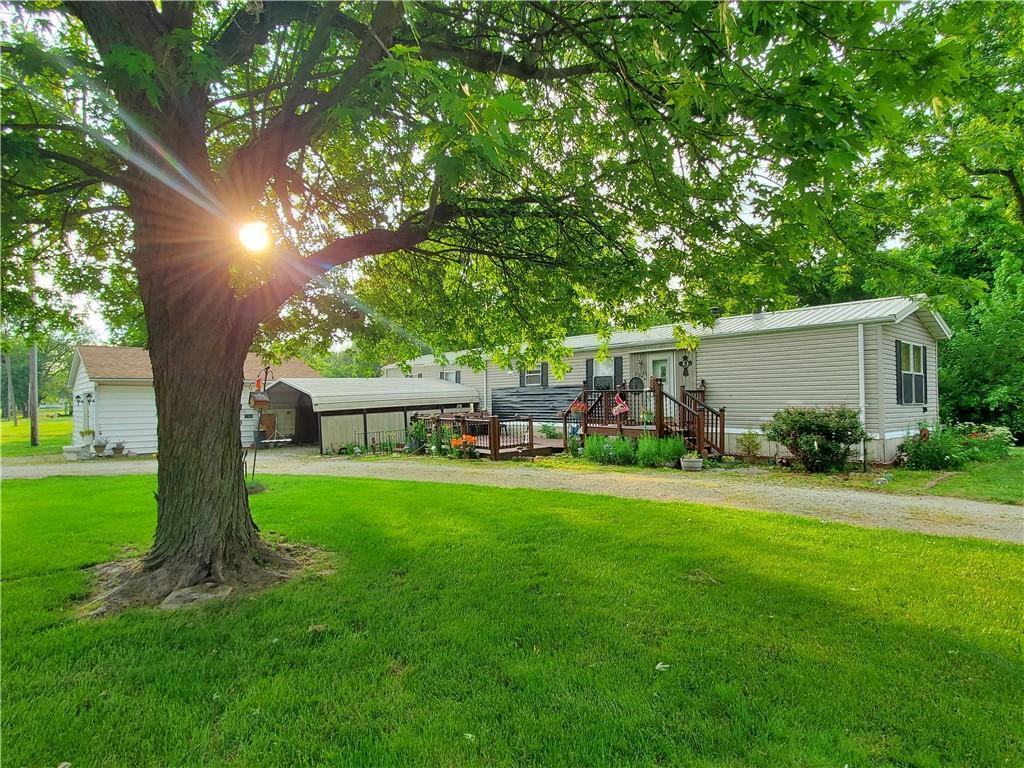 202 W Benton St., Tower Hill, IL 62571