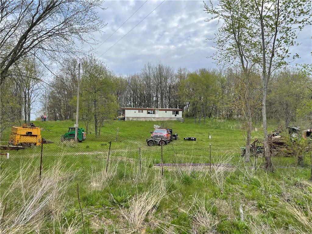 1702 N 1100 East Rd., Tower Hill, IL 62571