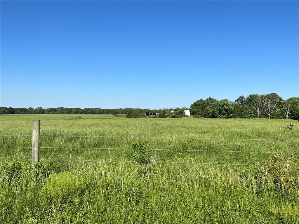 600 N Rd., Shelbyville, IL 62565