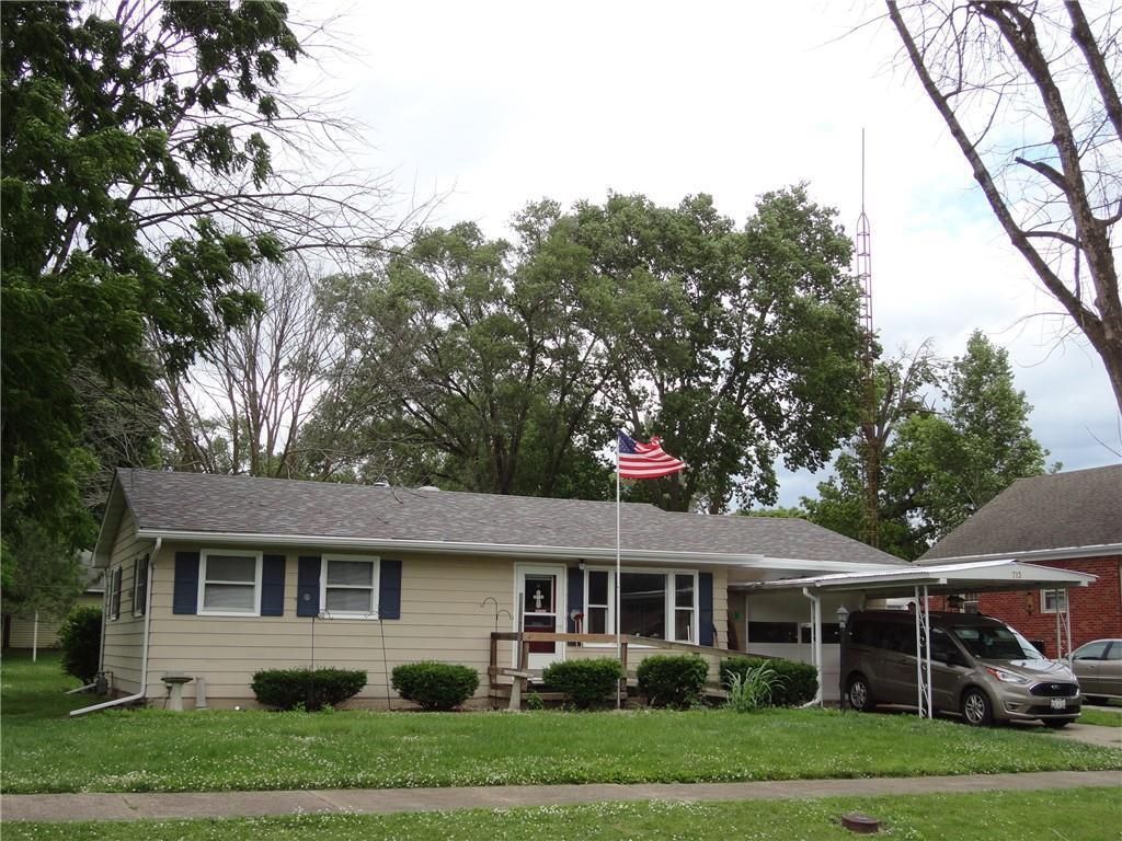 713 NW 2nd St., Shelbyville, IL 62565
