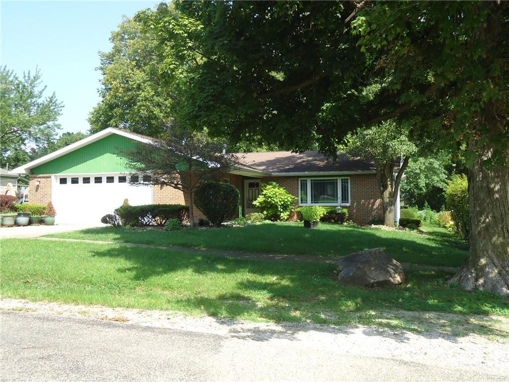 717 N Chestnut St., Shelbyville, IL 62565