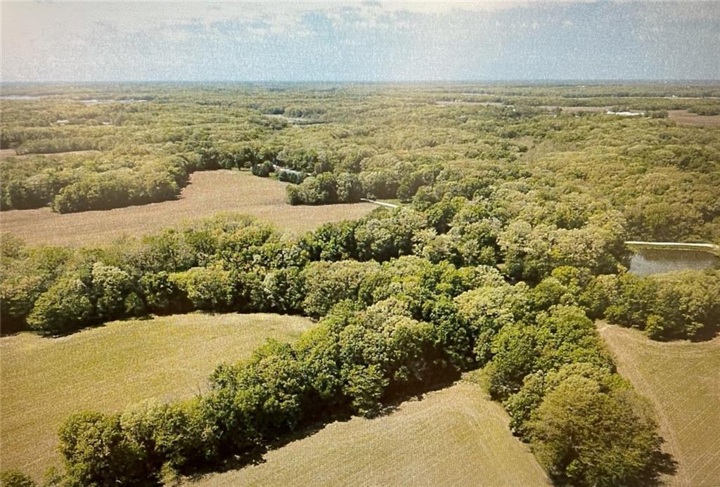 1413 N 2300 East Rd., Shelbyville, IL 62565