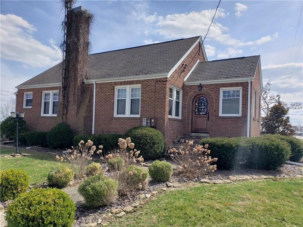 328 State Highway 32, Stewardson, IL 62463