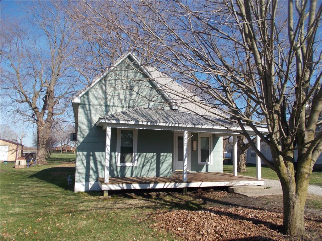 204 N Dazey St., Findlay, IL 62534