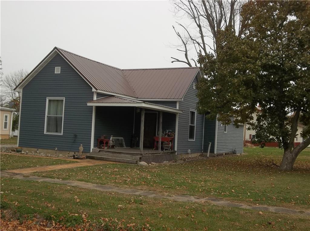 1019 N Broadway St., Shelbyville, IL 62565