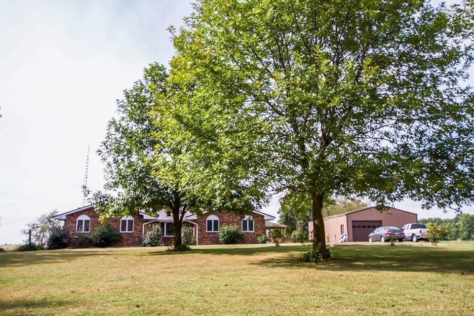 1253 N 1200 East Rd., Shelbyville, IL 62565