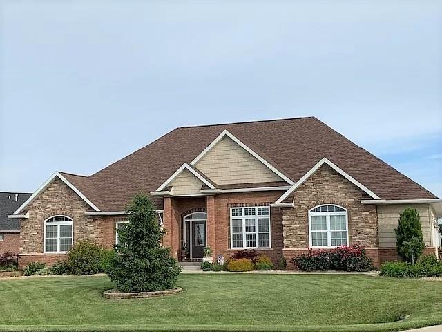 16759 Stoneridge Dr., Effingham, IL 62401