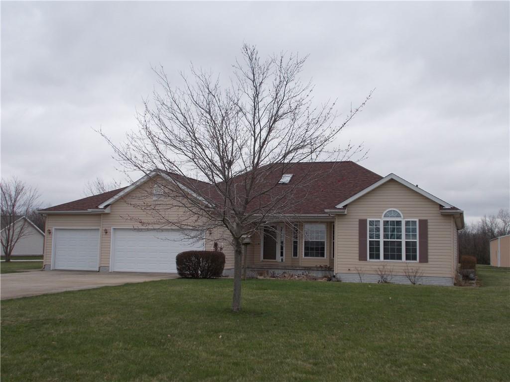 1910 E 1700 North Rd., Shelbyville, IL 62565