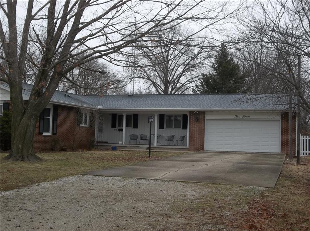 315 N Spruce St., Shelbyville, IL 62565