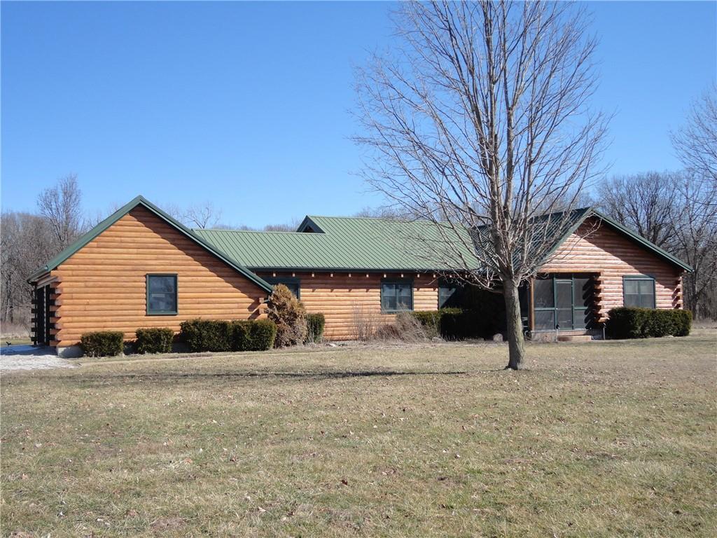 1700 N 2175 East Rd., Findlay, IL 62534