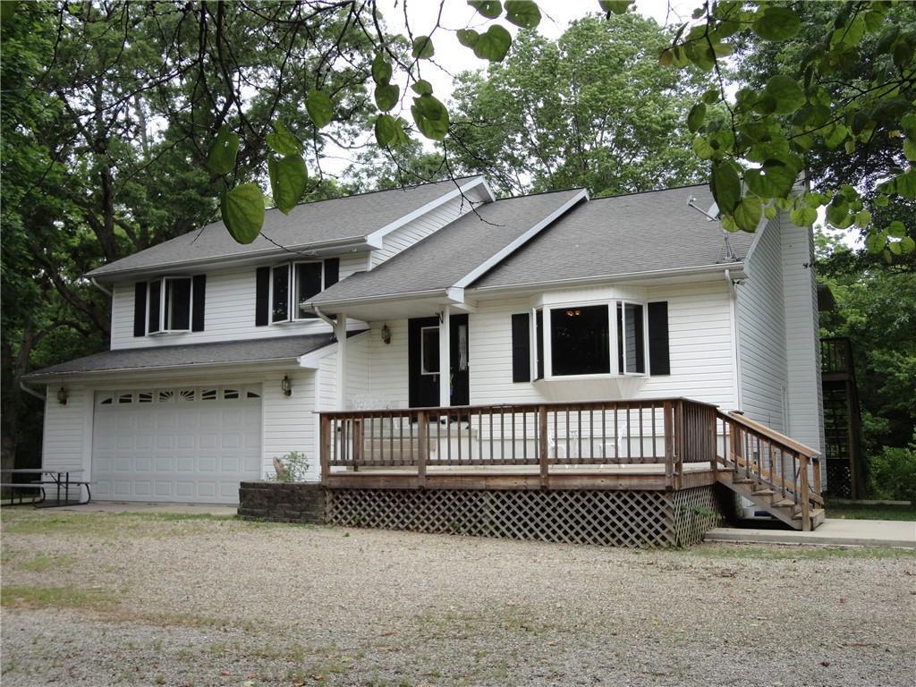 1527 N 2102 East Rd., Shelbyville, IL 62565