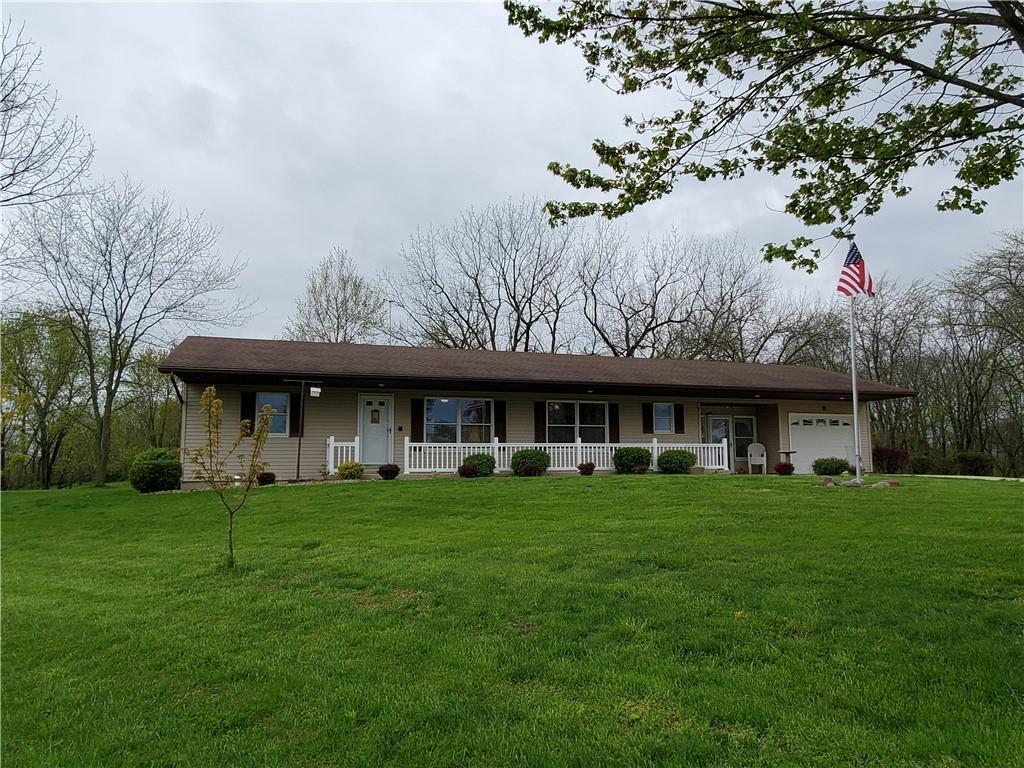1061 N 2050 East Rd., Shelbyville, IL 62565