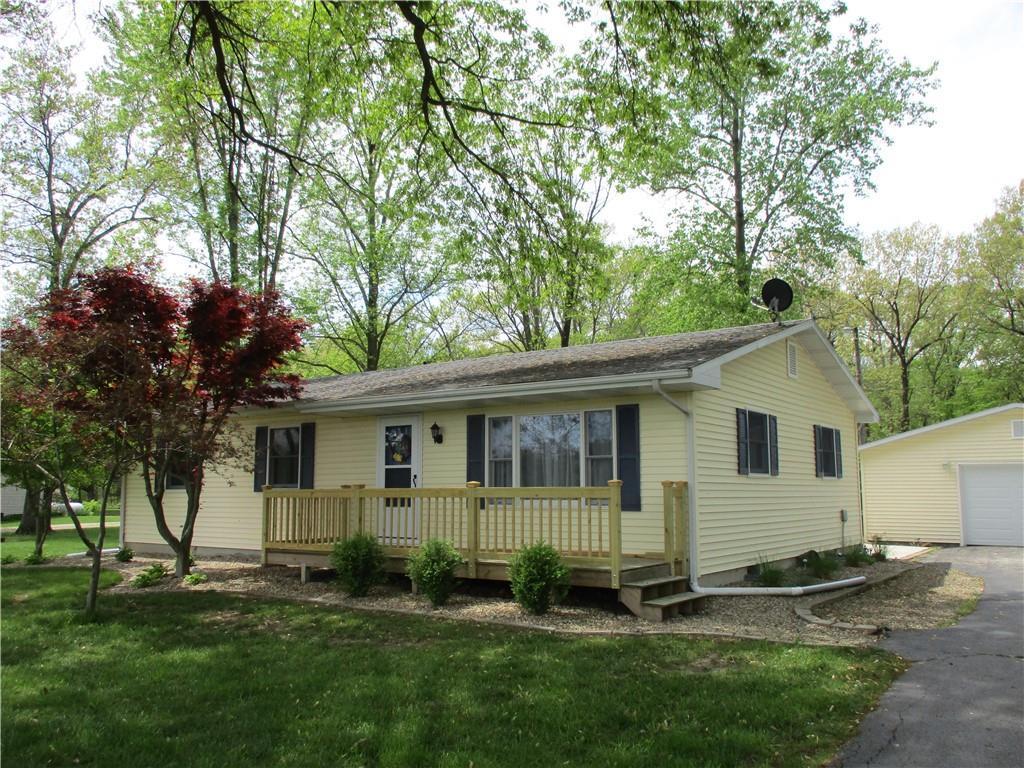 1133 N 1800 East Rd., Shelbyville, IL 62565