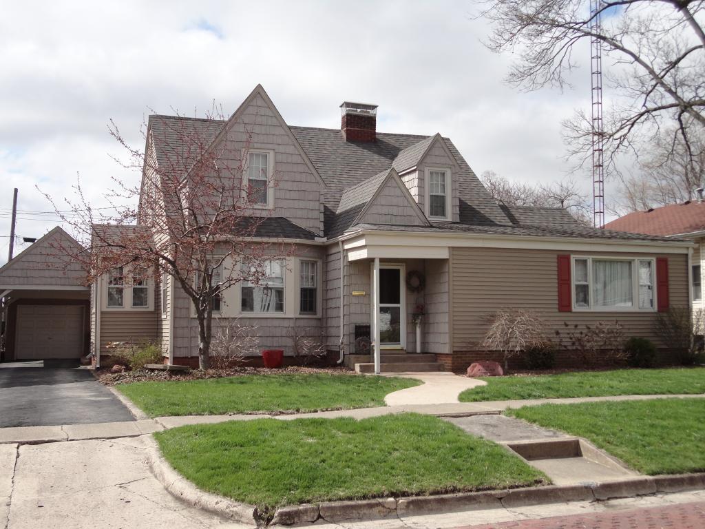 304 W 1st St., Shelbyville, IL 62565