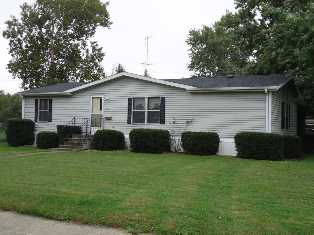 721 Pennsylvania Ave., Windsor, IL 61957