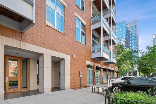949 W Madison St. #503B, Chicago, IL 60607