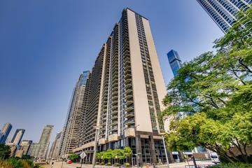 400 E Randolph St. #1002, Chicago, IL 60601