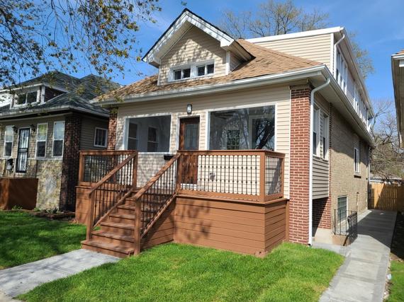 8023 S Ridgeland Ave., Chicago, IL 60617
