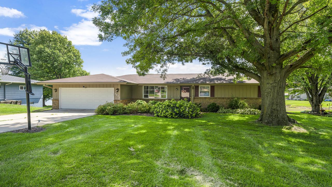 2231 Mallard Dr., Freeport, IL 61032