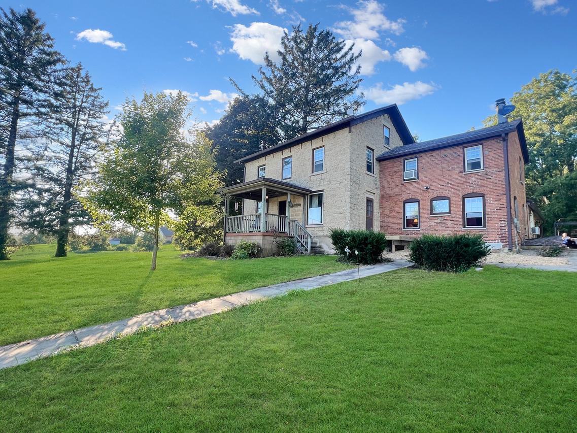 3440 Us Business 20 W, Freeport, IL 61032