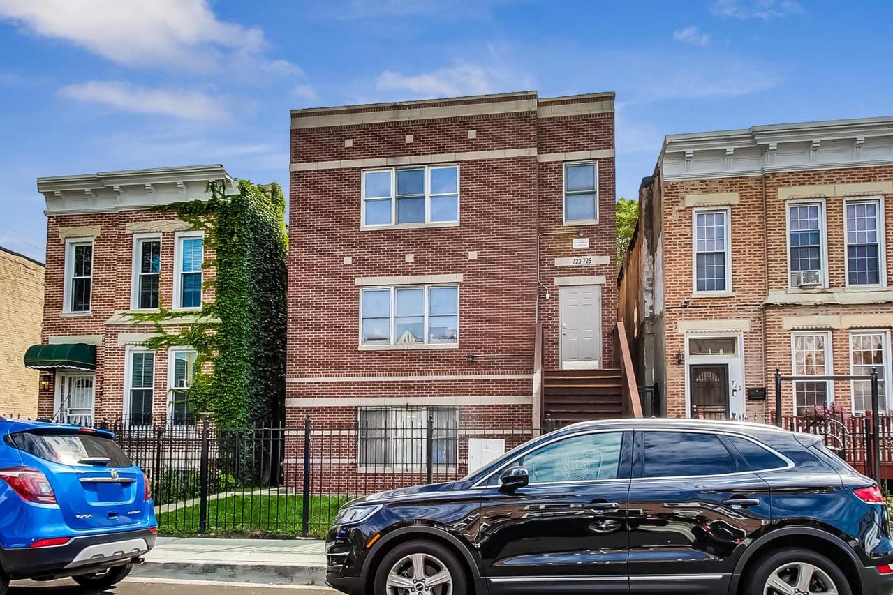 723 S Campbell Ave., Chicago, IL 60612