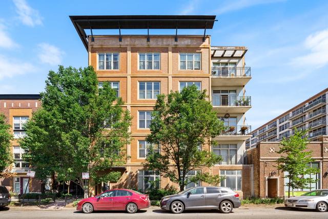 1228 W Monroe St. #304, Chicago, IL 60607
