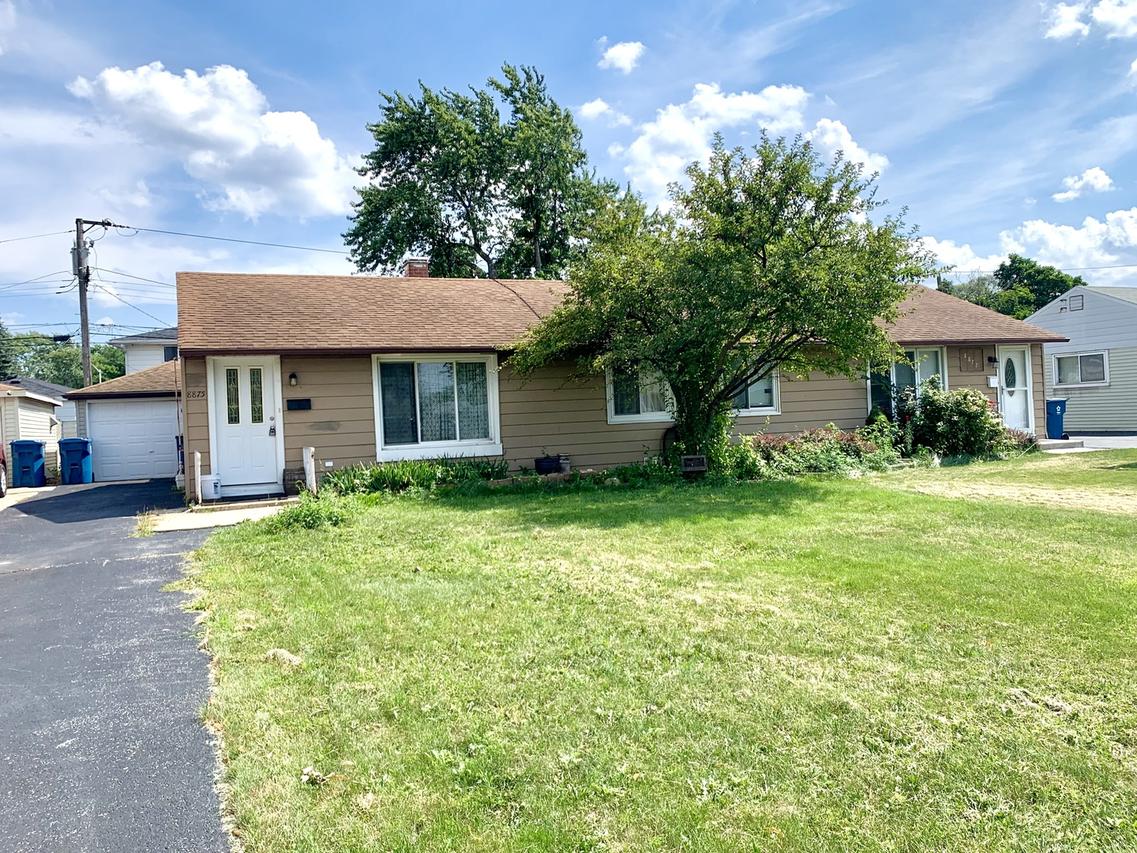 8875 S Main St., Hometown, IL 60456