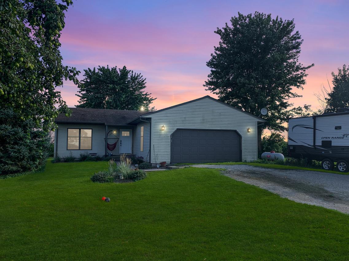 1236 N 32nd Rd., Ottawa, IL 61350