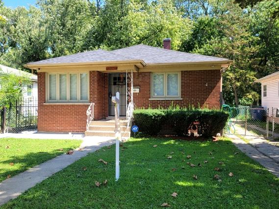 14829 Lexington Ave., Harvey, IL 60426