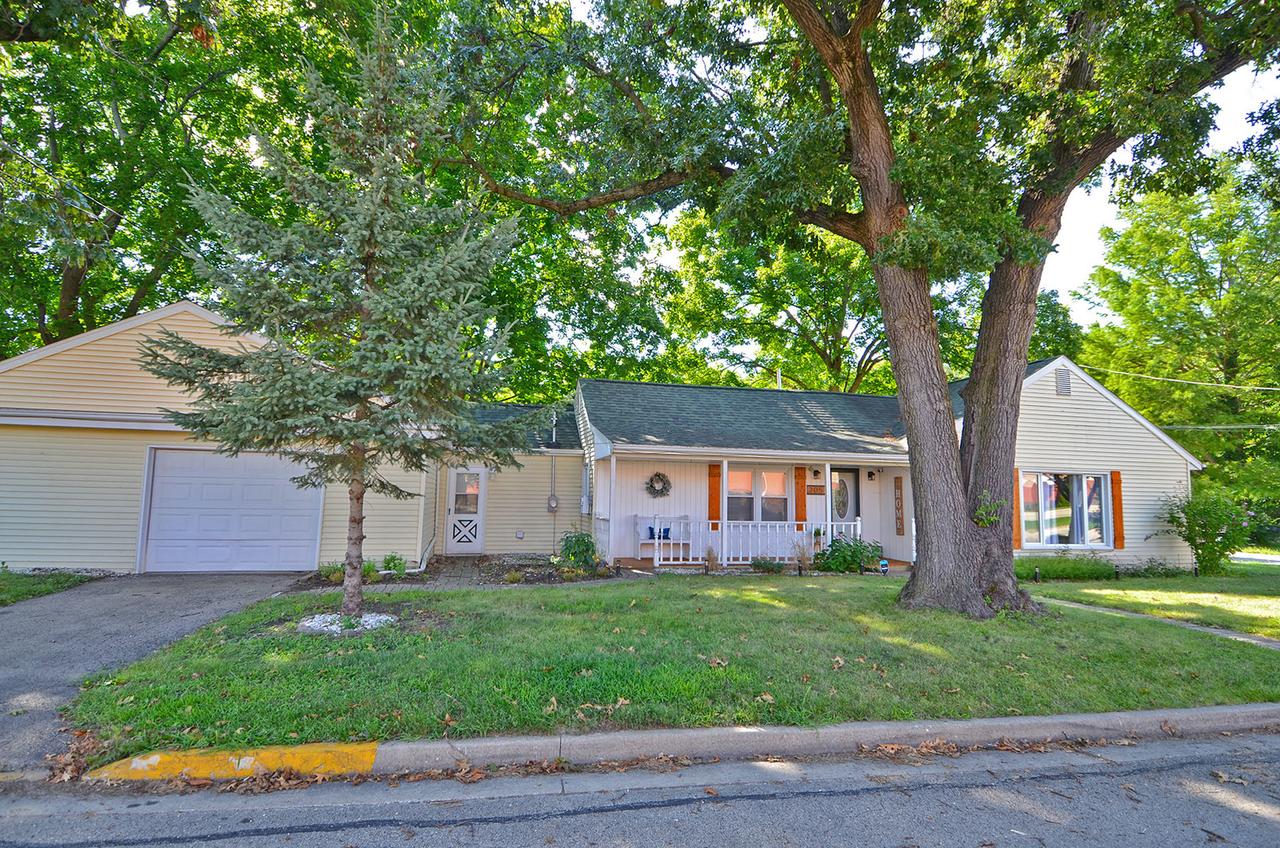 205 Oak St., Seneca, IL 61360