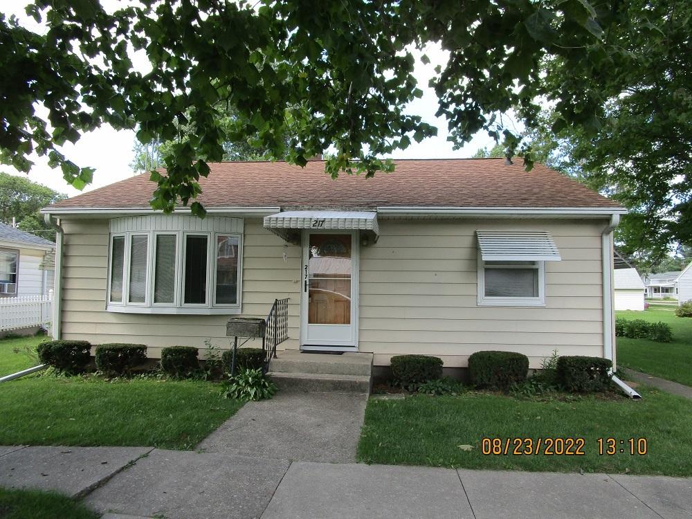 217 E South St., Franklin Grove, IL 61031