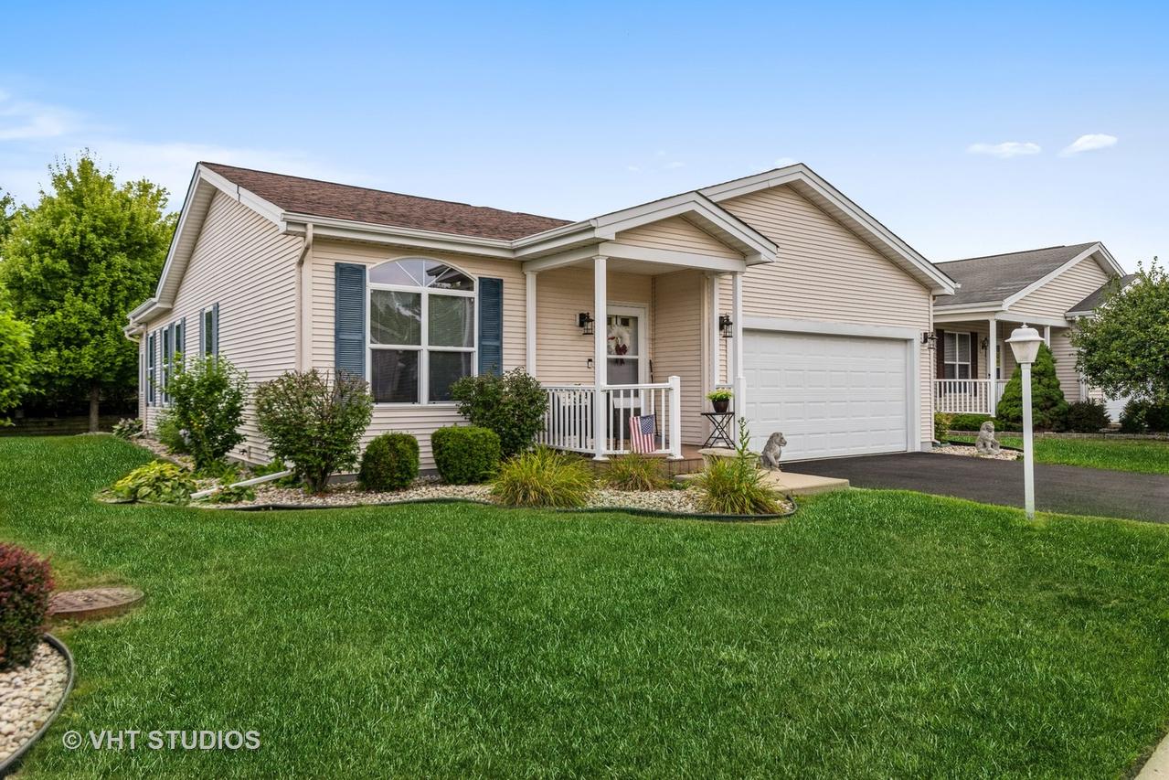 130 Gulfstream Ct., Grayslake, IL 60030