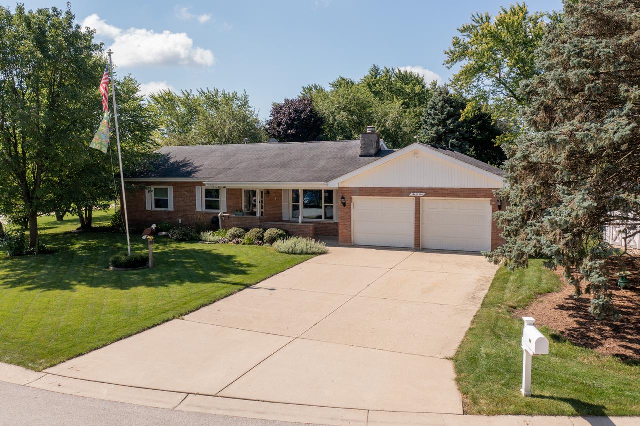 205 E Birch St., Elburn, IL 60119