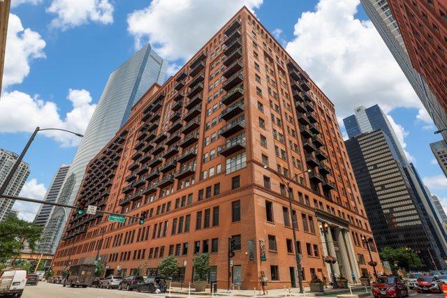 165 N Canal St. #1128, Chicago, IL 60606