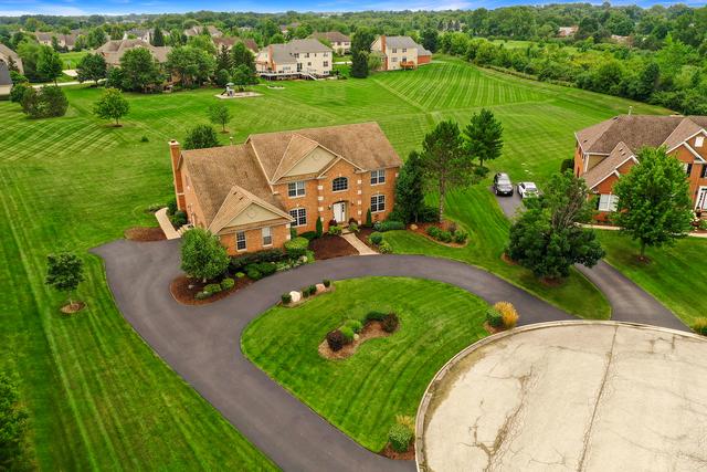 9 Harrington Ct., Hawthorn Woods, IL 60047