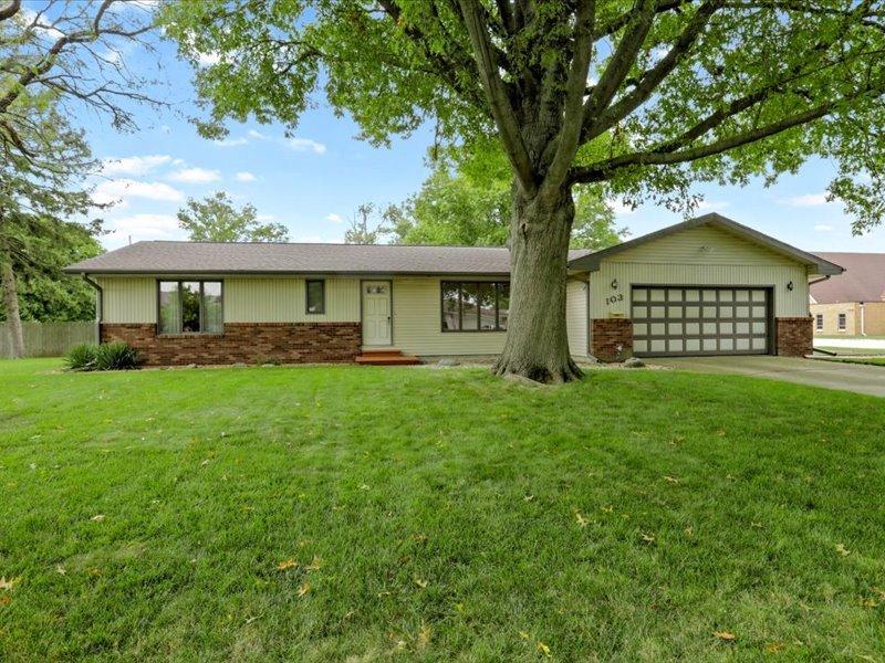 103 N Lincoln St., Thomasboro, IL 61878